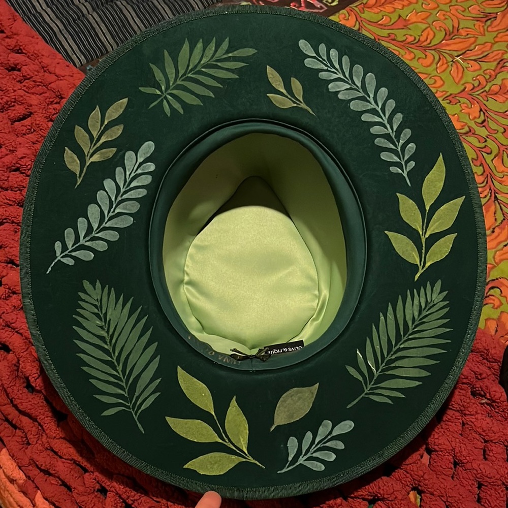 Luna Bloom hat Practical Magic for sale or trade